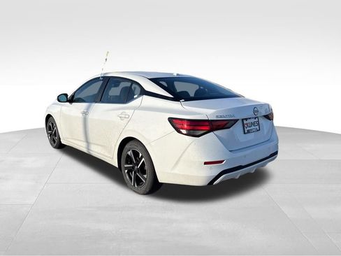 Used 2024 Nissan Sentra SV image 7