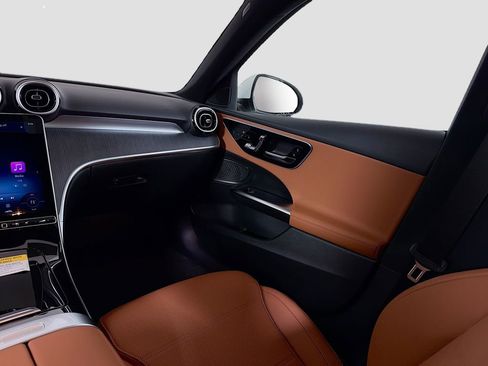 New 2026 Mercedes-Benz C 300 4MATIC Sedan image 25