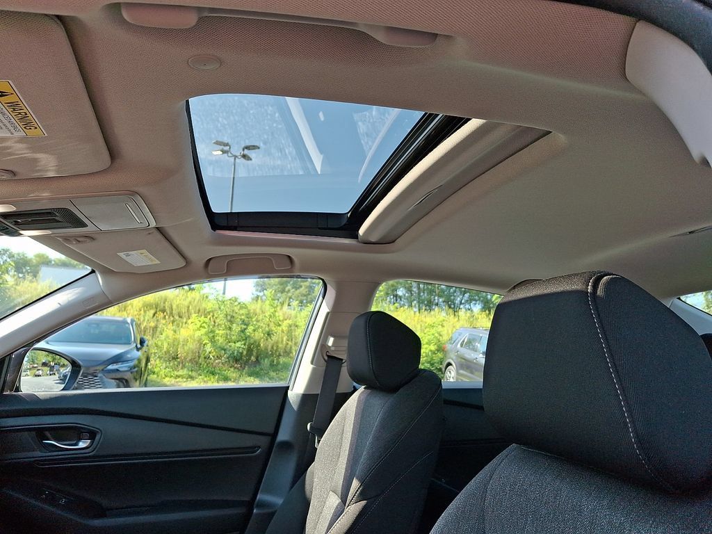 Used 2024 Honda Accord EX image 16
