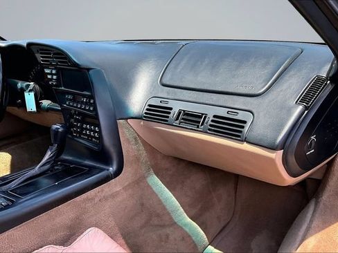 Used 1994 Chevrolet Corvette Coupe RWD image 20