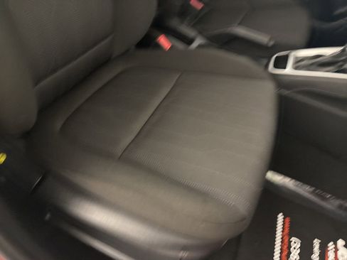 Used 2021 Hyundai Venue SE w/ Cargo Package image 27