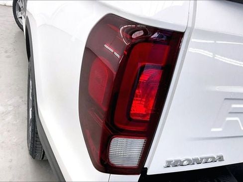 New 2026 Honda Ridgeline RTL image 17
