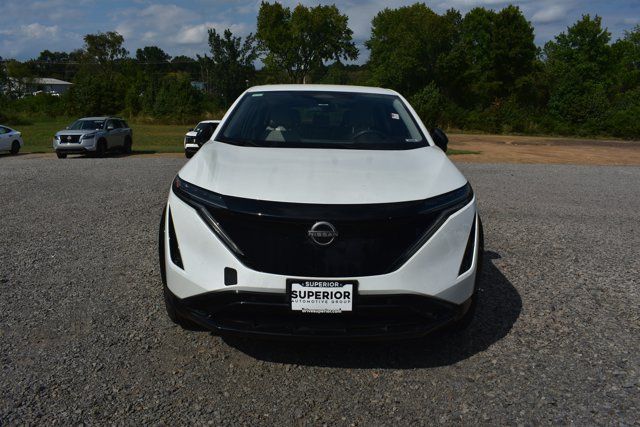 Used 2024 Nissan Ariya AWD image 2