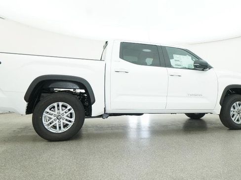 New 2026 Toyota Tundra SR5 AWD/4WD image 78