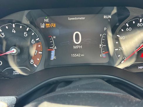 Used 2023 Jeep Compass Latitude AWD/4WD image 18