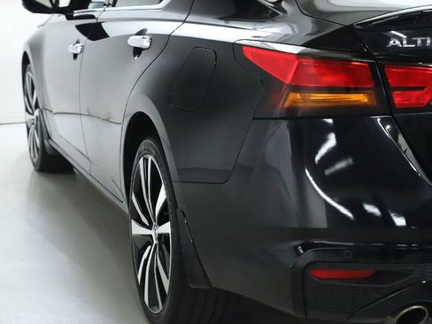 Certified 2022 Nissan Altima 2.5 Platinum image 48