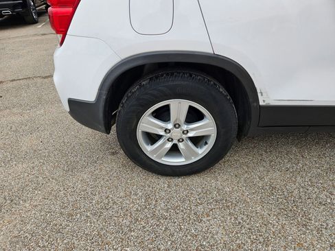 Used 2018 Chevrolet Trax LT w/ LT Convenience Package image 60