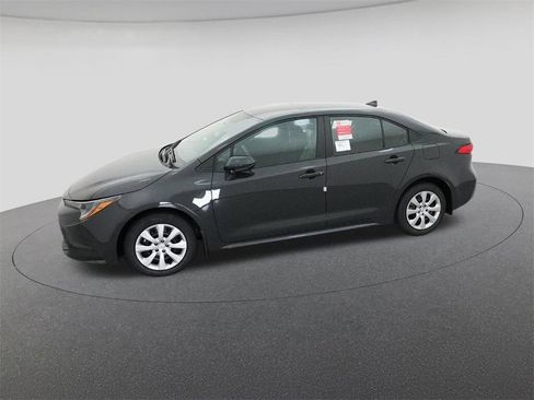 New 2026 Toyota Corolla LE image 2