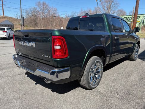 New 2026 RAM 1500 Big Horn AWD/4WD image 8