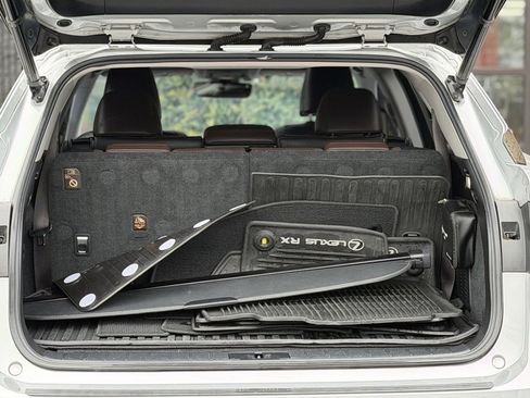 Used 2018 Lexus RX 350L FWD image 18