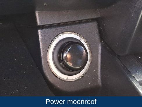 Used 2018 Mercedes-Benz C 300 4MATIC Sedan image 15