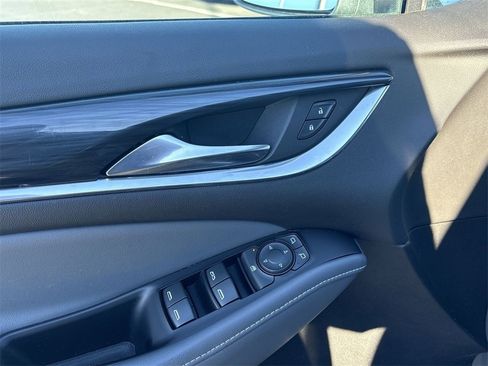 Certified 2020 Buick Enclave Preferred w/ LPO, Floor Liner Package image 9