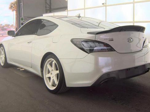 Used 2013 Hyundai Genesis 2.0T image 6