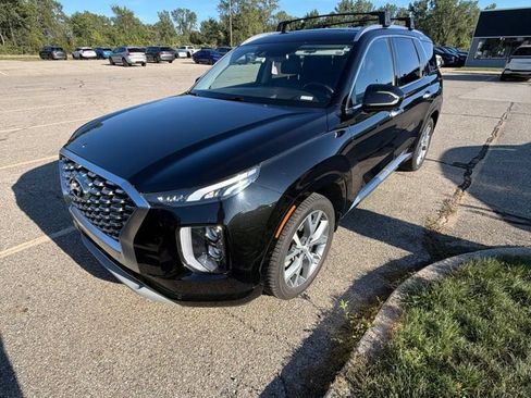Used 2021 Hyundai Palisade Limited w/ Cargo Package AWD/4WD image 1