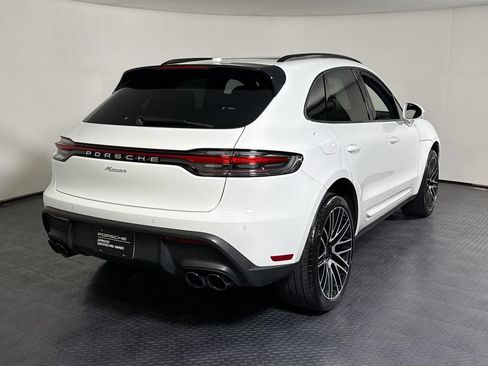 Certified 2025 Porsche Macan AWD/4WD image 7