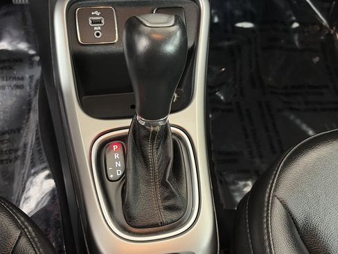 Used 2018 Jeep Compass Latitude image 22