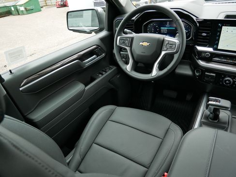 New 2026 Chevrolet Silverado 1500 LTZ AWD/4WD image 13
