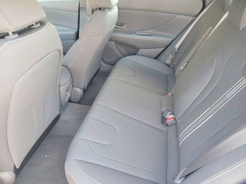 New 2026 Hyundai Elantra SEL FWD image 7
