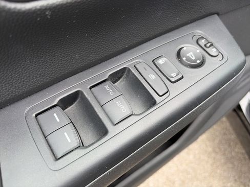 Used 2024 Honda CR-V EX image 34