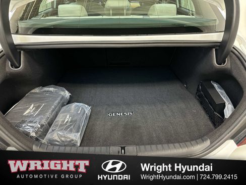 Certified 2025 Genesis G70 2.5T image 14