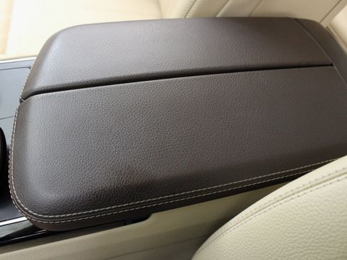 Used 2016 Mercedes-Benz GLE 350 w/ Premium Package image 64