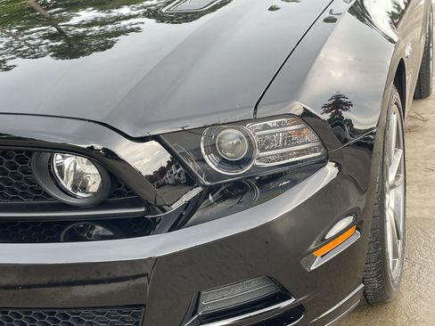 Used 2014 Ford Mustang GT Premium w/ GT Track Package RWD image 5