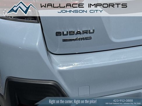 Used 2021 Subaru Crosstrek 2.0i Premium AWD/4WD image 12