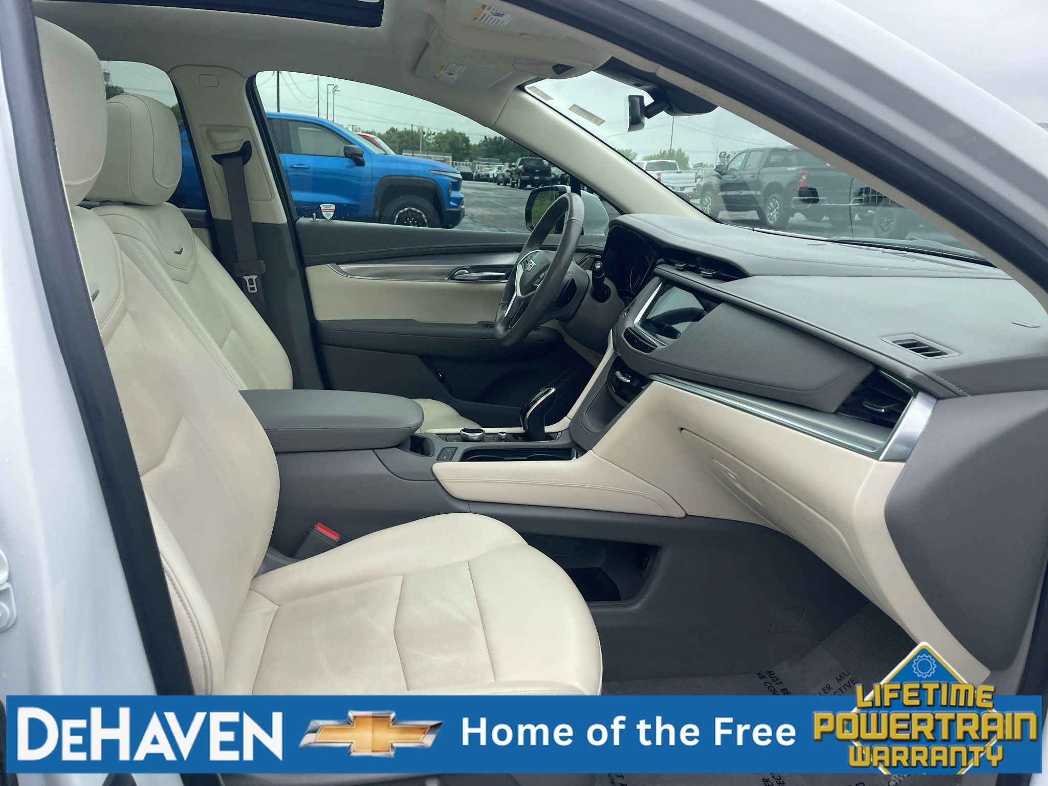 Used 2021 Cadillac XT5 Premium Luxury FWD image 29