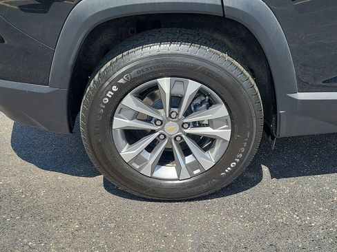 Used 2025 Chevrolet Equinox LT FWD image 6