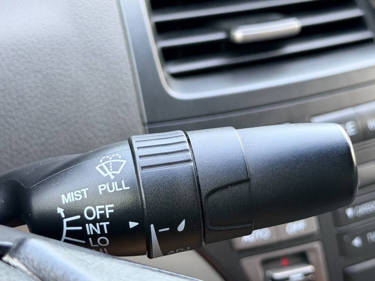 Used 2009 Honda Accord EX-L image 32