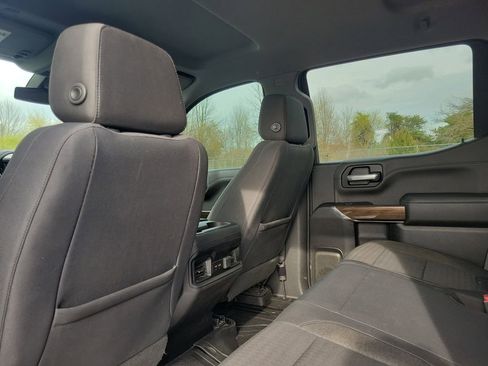 Used 2019 Chevrolet Silverado 1500 LT Trail Boss image 32