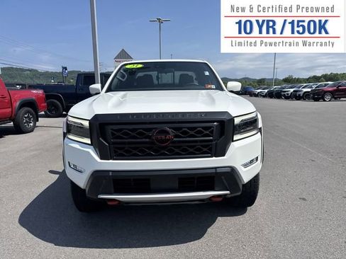 Used 2023 Nissan Frontier PRO-4X w/ Technology Package image 2