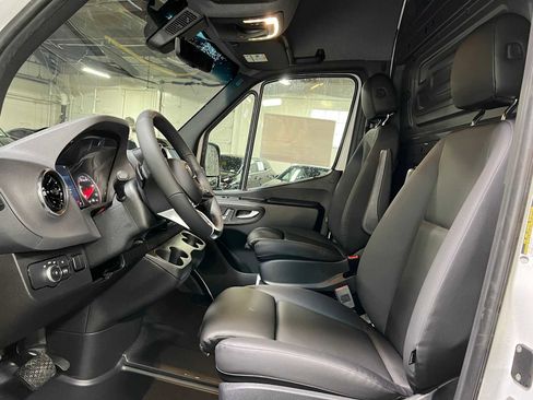 New 2026 Mercedes-Benz Sprinter 2500 image 23