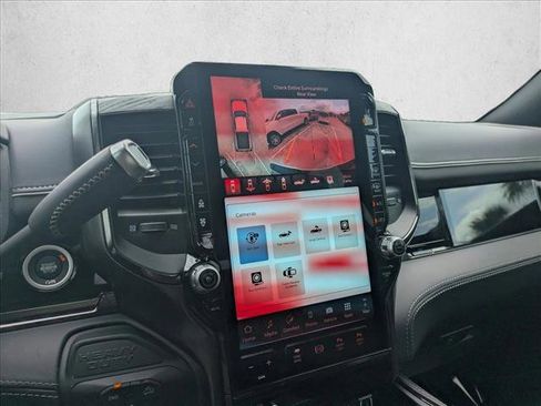 New 2026 RAM 2500 Limited AWD/4WD image 11