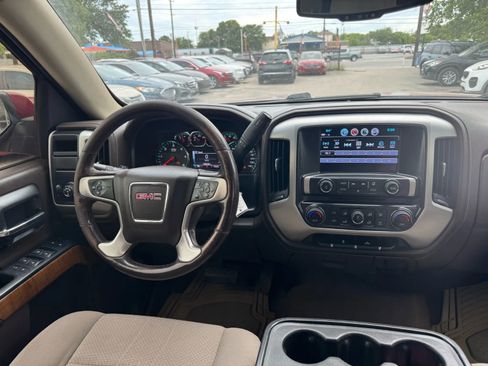 Used 2017 GMC Sierra 1500 SLE w/ SLE Value Package image 16