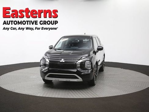 Used 2024 Mitsubishi Outlander SE AWD/4WD image 53
