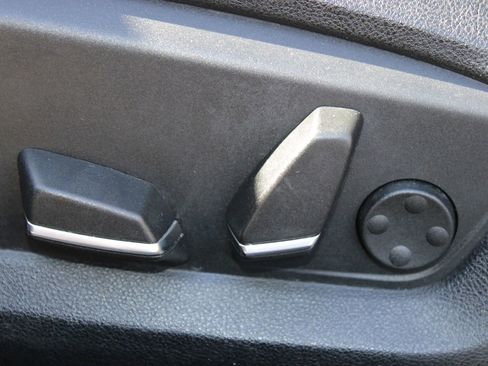 Used 2016 BMW 528i 528i Sedan 4D image 8