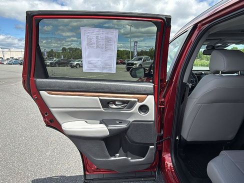 Used 2021 Honda CR-V Touring image 21
