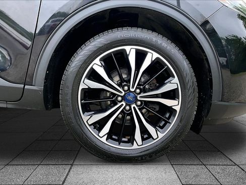 Certified 2022 Ford Escape SEL w/ SEL Stealth AWD Package image 8