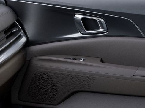 New 2026 Kia Carnival LX FWD image 25