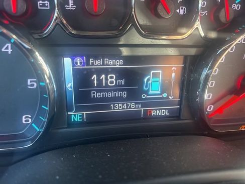 Used 2018 Chevrolet Suburban LT w/ LT Signature Package AWD/4WD image 46