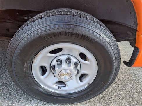 Used 2020 Chevrolet Express 2500 w/ Driver Convenience Package image 35