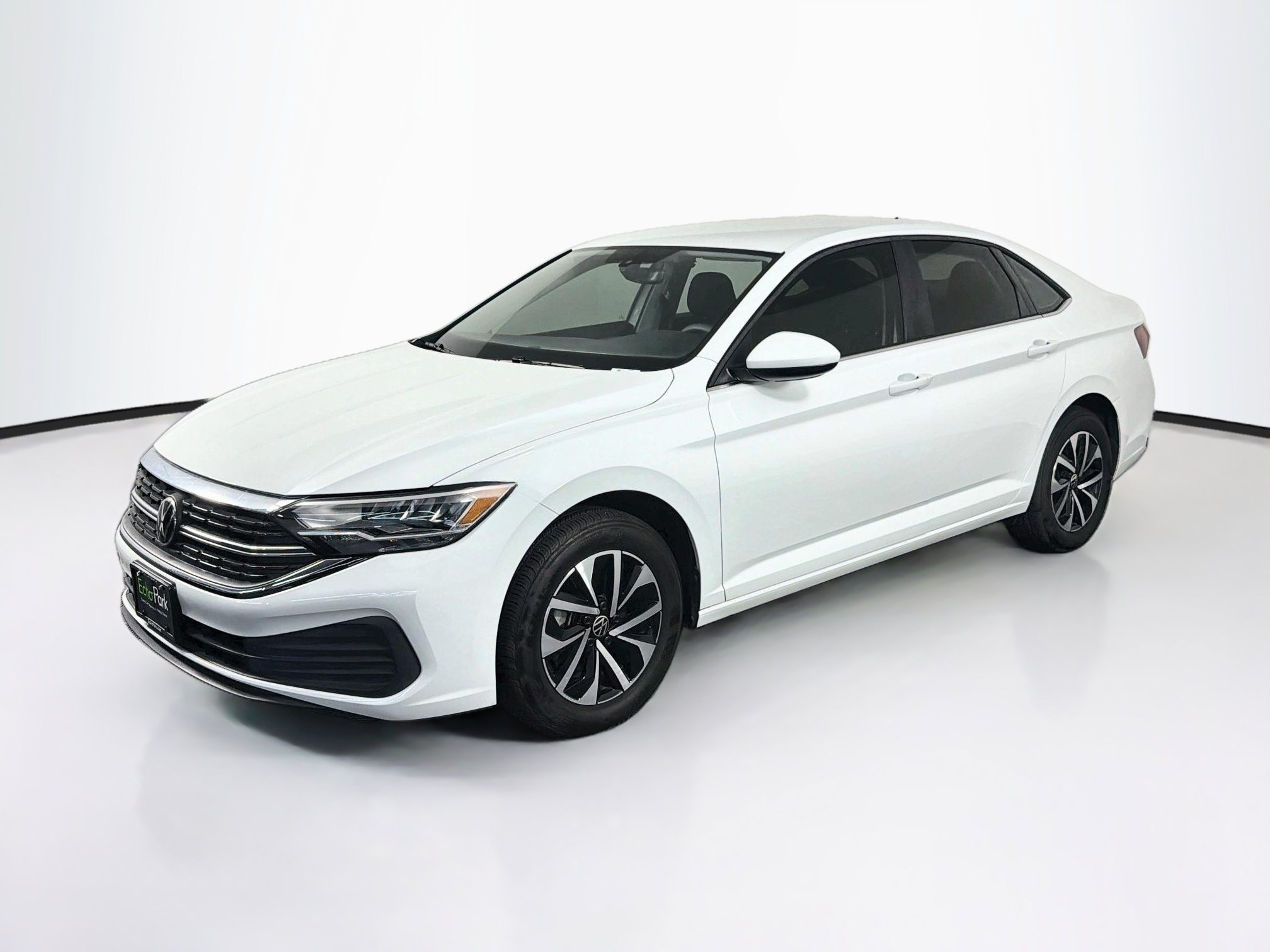 Used 2023 Volkswagen Jetta S FWD image 3