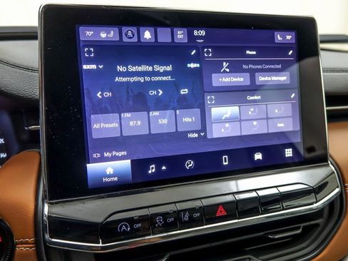 Used 2022 Jeep Compass Limited image 19