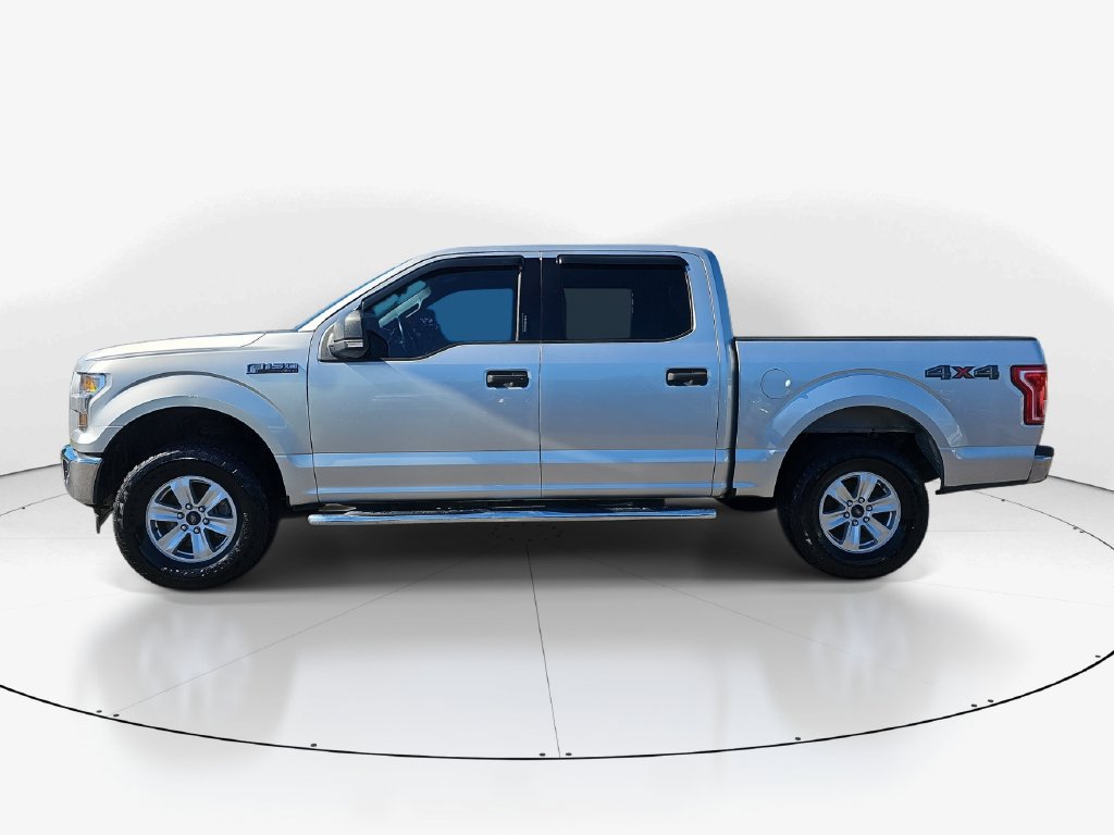 Used 2017 Ford F150 XLT w/ Equipment Group 301A Mid AWD/4WD image 9