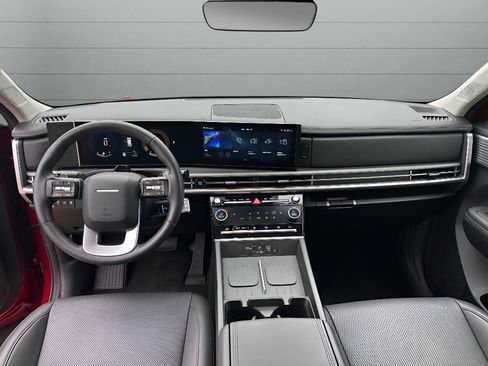 Used 2026 Hyundai Santa Fe SEL FWD image 18