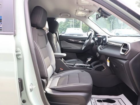 New 2026 Chevrolet TrailBlazer LT w/ Convenience Package AWD/4WD image 33