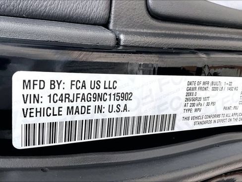 Used 2022 Jeep Grand Cherokee Laredo X AWD/4WD image 19