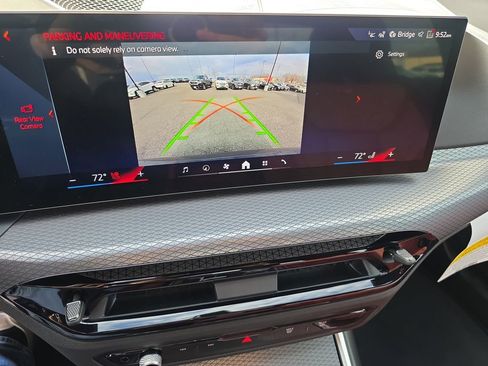 New 2026 BMW 330i xDrive Sedan w/ M Sport Package image 20