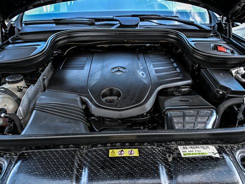 Used 2024 Mercedes-Benz GLS 450 4MATIC image 16